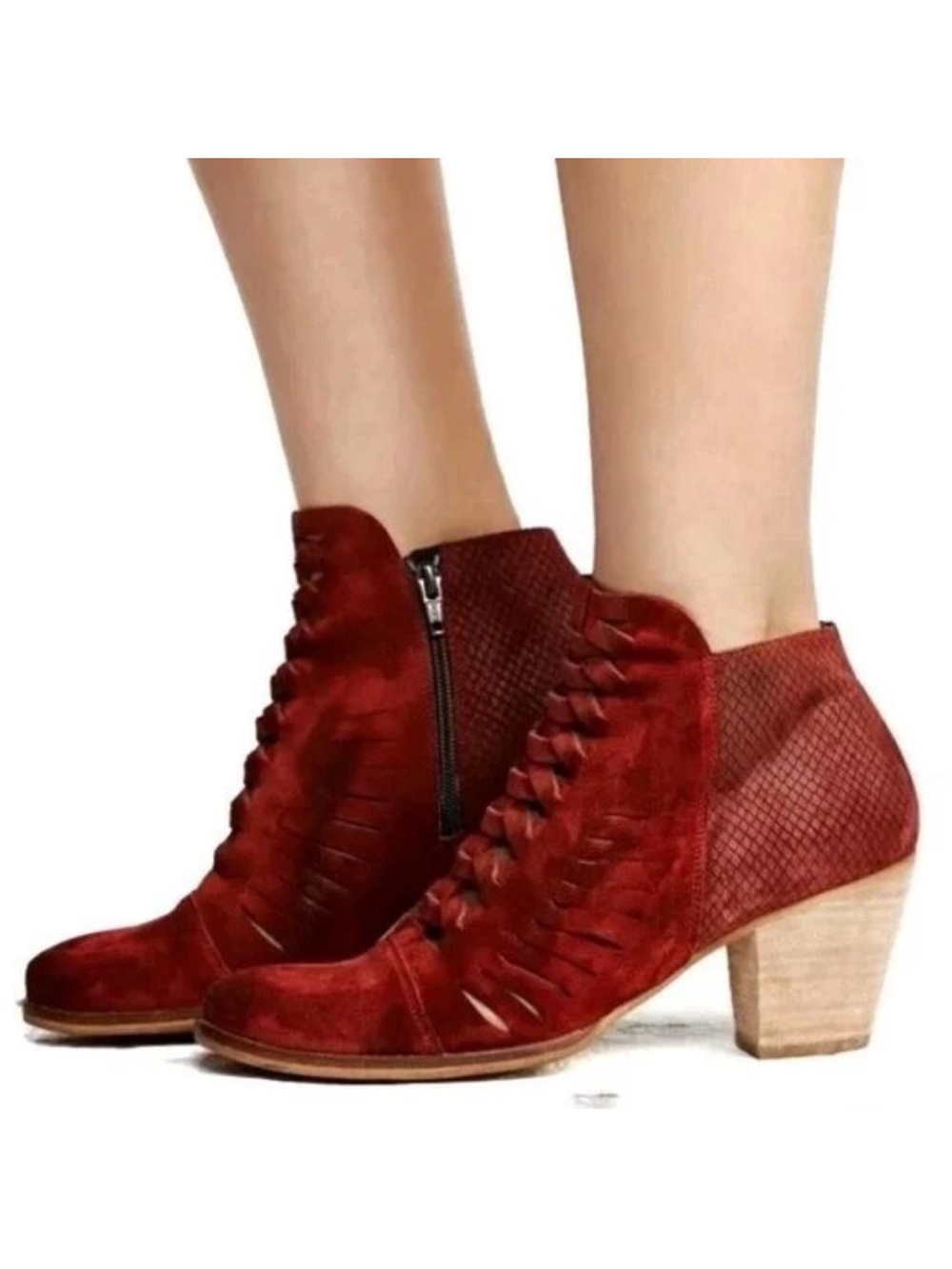 Free People Women’s Size 39 Burgundy Loveland Suede Ankle Boot